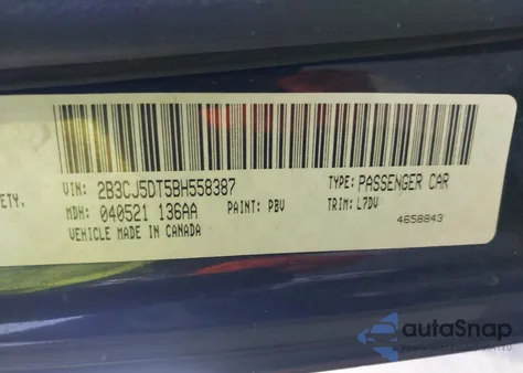 2011 Dodge Challenger R/T z USA, uszkodzony, nr VIN 2B3CJ5DT5BH558387